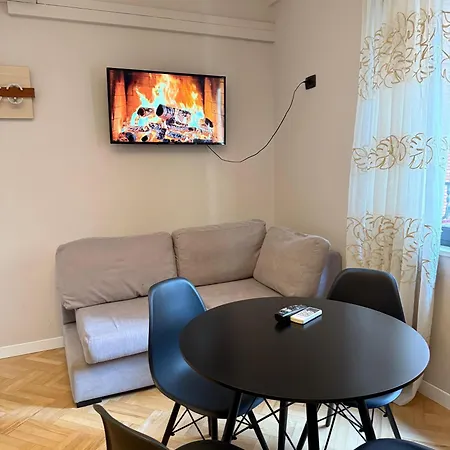 Appartement Centre Lions Gate 13 Tirana